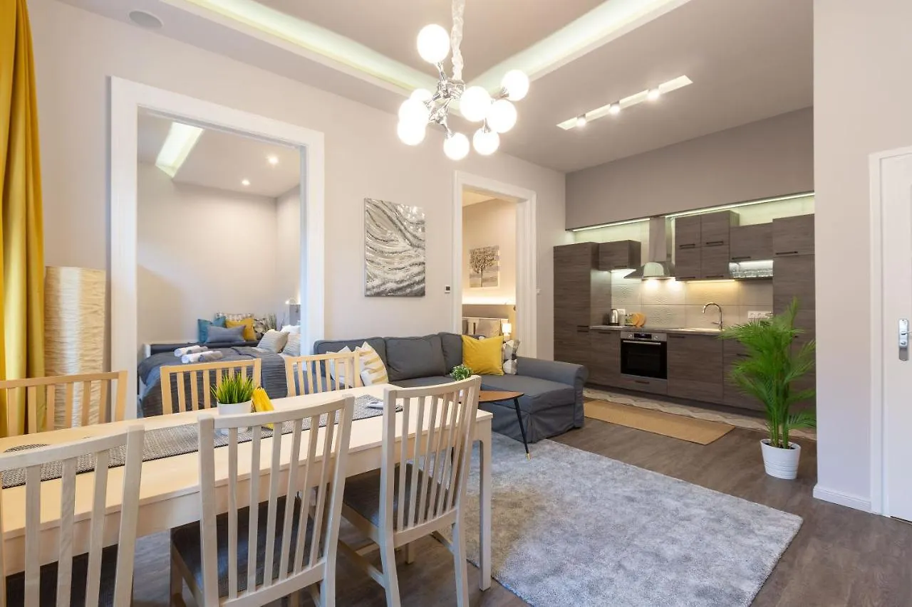 Luxury Central Home Next To The Fashion Str. Budapest