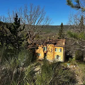 Domaine D'angouire 3*, מוסטיה-סן-מארי צרפת